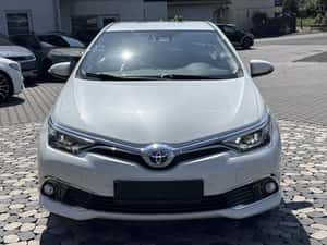 Toyota Auris Automată 136 HP Hibrid (B/E) — miniatura 3