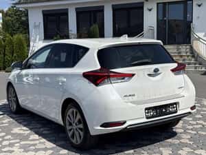 Toyota Auris Automată 136 HP Hibrid (B/E) — miniatura 4