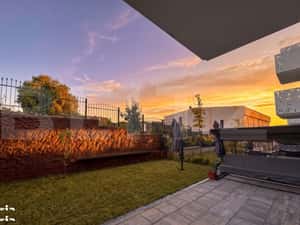 Apartament 2 camere, gradina 60mp, parcare, zona Frunzisului — miniatura 2
