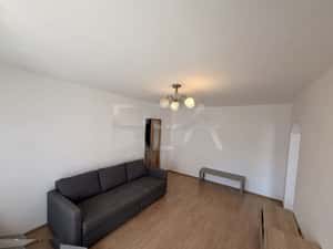 2 camere, 3/8, 57mp, bloc 1980, anvelopat-Gorjului — miniatura 2