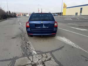 Skoda Octavia 2,0 tdi! 4x4! — miniatura 4