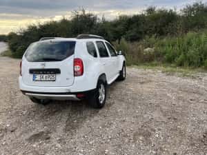 Vand Dacia Duster 4x4 — miniatura 3