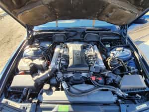 BMW 750i E38 V12 1998 Peste 2 Ani RETROMOBIL Se Vinde Cu Multe Piese Originale — miniatura 4
