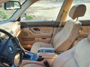 BMW 750i E38 V12 1998 Peste 2 Ani RETROMOBIL Se Vinde Cu Multe Piese Originale — miniatura 6