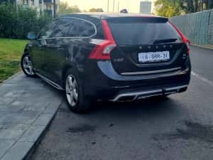 Volvo V60 D6 Plug-in Hybrid 4x4 — miniatura 5