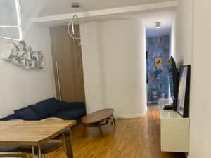 Apartament 4 camere| Vilă Dorobanți-Capitale| Curte superba| Spațios
