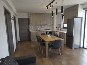 Apartament cu doua camere de lux in casa la 1 km de VIVO Mall — miniatura 2