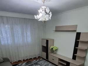 Apartament 2 camere, balcon, Strada Albinei, Brăila
