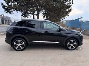 PEUGEOT 3008 | 1.2 PureTech Turbo EAT8 Allure — miniatura 4
