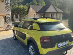 Citroën C4 Cactus 1.2 benzină 2015 – întreținut – distribuție schimbată — miniatura 4