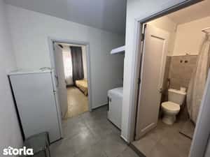 Garsoniera renovata, zona Insula — miniatura 4