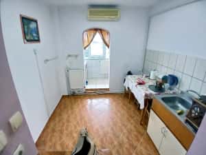 Apartament 2 camere, 53 mp, etaj 3 Zona Industrială din Tecuci — miniatura 2