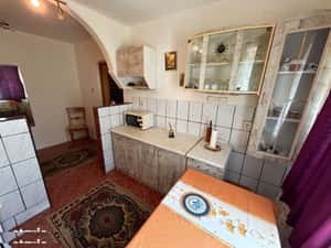 Apartament 2 camere, parter - Cugir