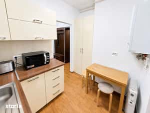 Floreasca Ceaikovski 2 camere decomandat Etaj 1/2 Centrală proprie — miniatura 6