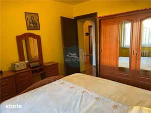 Apartament decomandat 3 camere etaj intermediar Vasile Aaron — miniatura 4