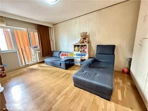 OFERTA! Apartament 3 camere SEBASTIAN NASAUD, ET 3/8, reabilitat — miniatura 3
