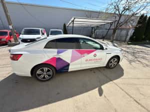 Renault Megane TCe 140 automata — miniatura 4