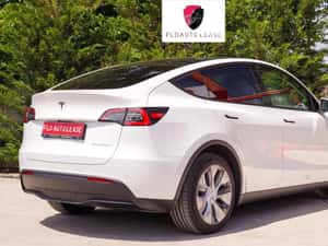 Tesla Model Y Long Range 80.5 kWh (514 CP) Dual Motor AWD — miniatura 3