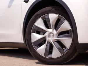 Tesla Model Y Long Range 80.5 kWh (514 CP) Dual Motor AWD — miniatura 7