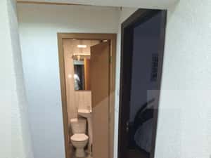 Inchiriez apartament 3 camere! — miniatura 3