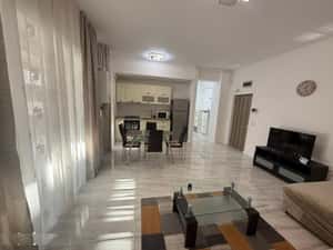 INCHIRIEZ APARTAMENT 2 CAMERE — miniatura 3