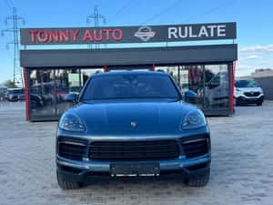 Porsche Cayenne – SUV premium pe benzină, model 2019