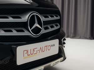 Mercedes-Benz GLA 200 SUV - Eleganță, sportivitate și confort — miniatura 4
