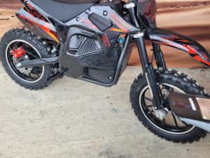 Motocicleta electrica copii eCross 1000w 36volți Roți R10 — miniatura 4