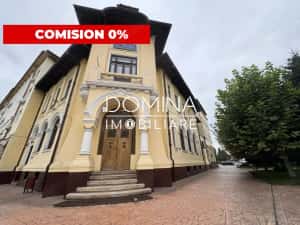 Închiriere spațiu parter ultracentral – vad pietonal excelent, zona Victoria
