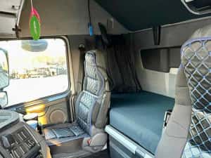 Volvo FH 2007 / 2008 / 2012 + Semiremorci Container Schmitz — miniatura 5