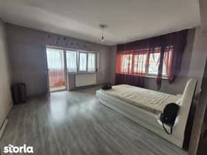 Apartament 3 camere, parter,2 balcoane , 84 mp+boxa — miniatura 5