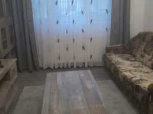 Apartament 2  camere - zona Spital Sinaia — miniatura 3