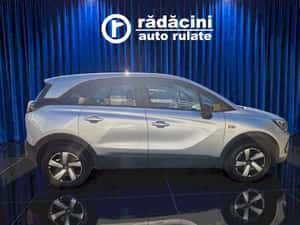 Opel Crossland (X) Automată 131 HP Benzină — miniatura 4