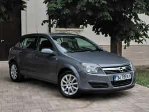 Vand Opel Astra H 2005 Benzina 1596 cmc Neavariata — miniatura 2
