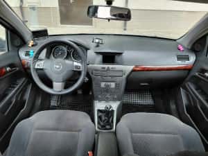 Vand Opel Astra H 2005 Benzina 1596 cmc Neavariata — miniatura 4