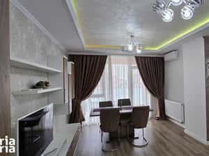 Apartament 2 camere de închiriat cu parcare, cart. Ared — miniatura 3