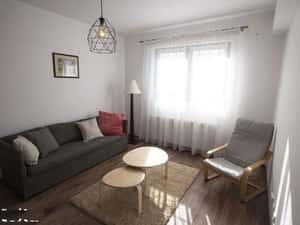 AP. 2 CAMERE- OBOR, CENTRALA, BUCATARIE INCHISA, PARCARE, CURTE