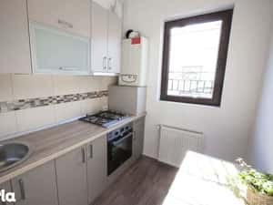 AP. 2 CAMERE- OBOR, CENTRALA, BUCATARIE INCHISA, PARCARE, CURTE — miniatura 4