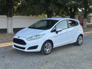 Ford Fiesta, An 2017, cu Clima, Recent adusa, Model Titanium