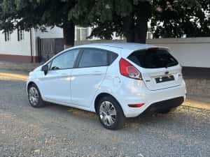 Ford Fiesta, An 2017, cu Clima, Recent adusa, Model Titanium — miniatura 3