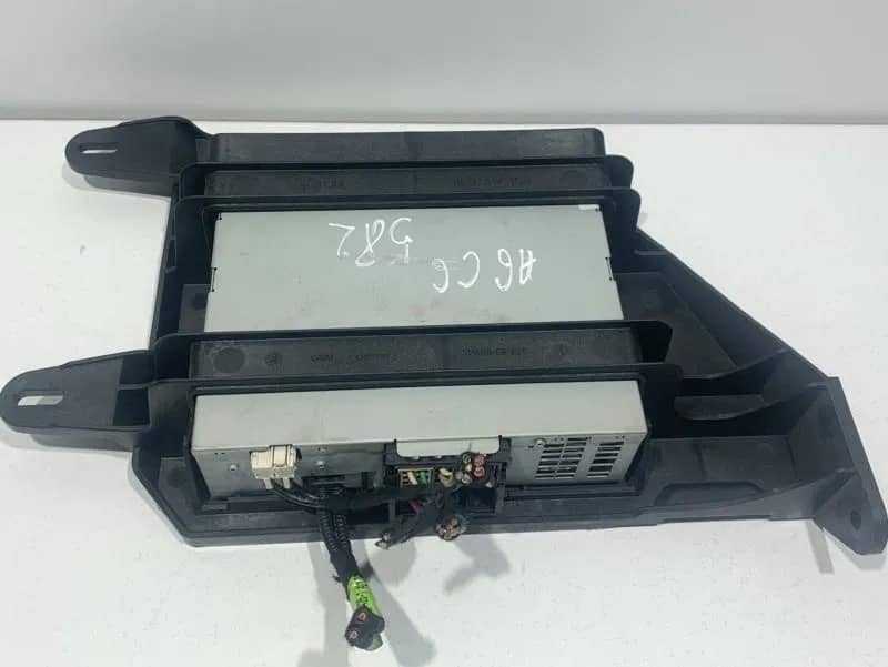 Amplificator audio Audi Q5 8R 4F0035056A Berlina — fotografie 1 din 7