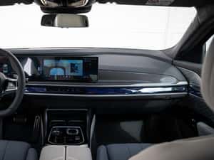 BMW 740 Automată 299 HP Diesel — miniatura 4