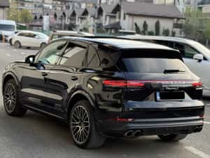 Porsche cayenne s 441 cp — miniatura 2