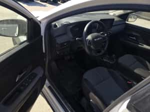 Dacia Jogger Extreme 2 bucati 7 locuri 2023 1.0 gpl 7 locuri 2024  1.6 hibrid avariat — miniatura 6