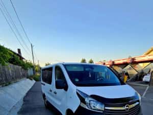 Opel  Vivaro 2017   8+1 locuri — miniatura 3
