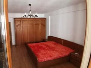 2 camere cu 2 bai — miniatura 2