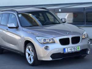 BMW        X1