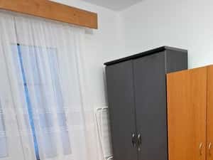 Inchiriez apartament 2 camere decomandate — miniatura 5