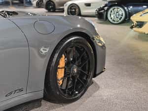 Porsche 992 Cabrio 541 cp 2025 — miniatura 4