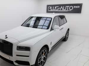 Rolls-Royce Cullinan Black Badge - 2023 - 600 CP — miniatura 7